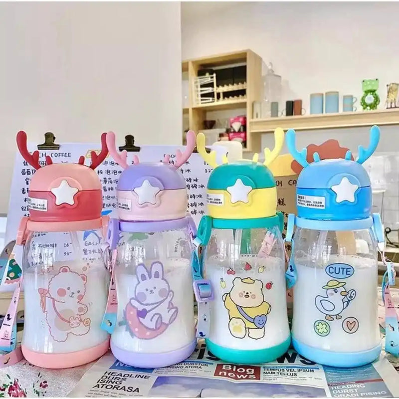 Garrafa Infantil Bebe com Tampa e Canudo e Alça 600ML Chifre