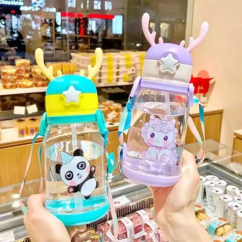 Garrafa Infantil Bebe com Tampa e Canudo e Alça 600ML Chifre