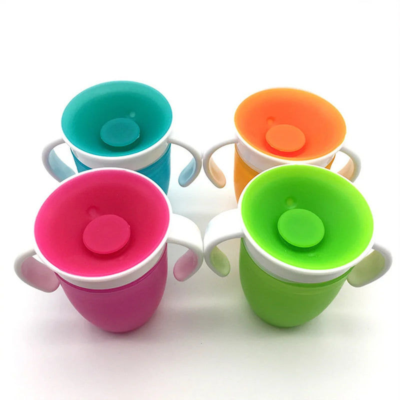 Bebê aprendendo bebendo copo com alça dupla tampa flip, Leakproof, Silicone bebês copos de água, 360 graus podem ser girados