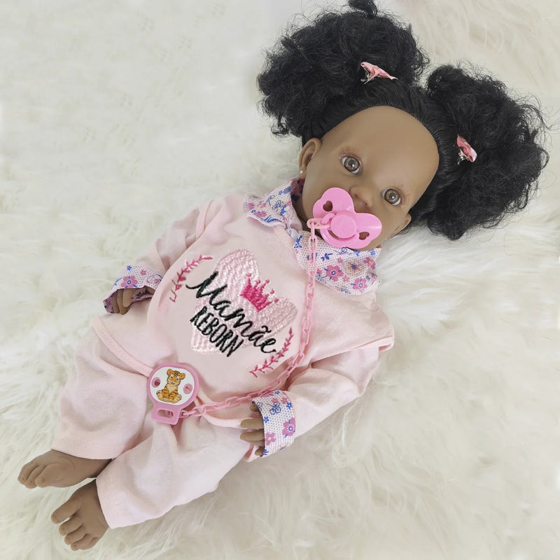 Bebê Reborn Menina 100% Silicone Negra + Enxoval Completo