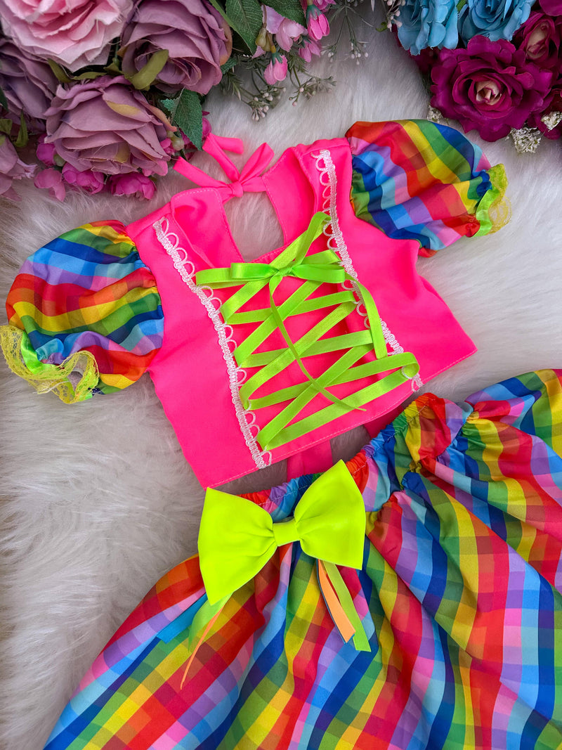 Conjunto Junino Banana Club Manu Rosa Neon (CNJTJNNBNNCLMNRSNN)