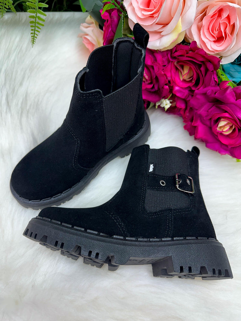 Bota Nilqi Mariana Preto