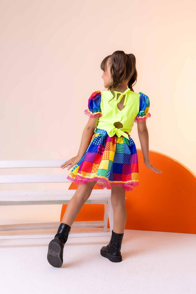 Conjunto Junino Banana Club Manu Verde Neon (CNJTJNBNCLMNVRDNON)